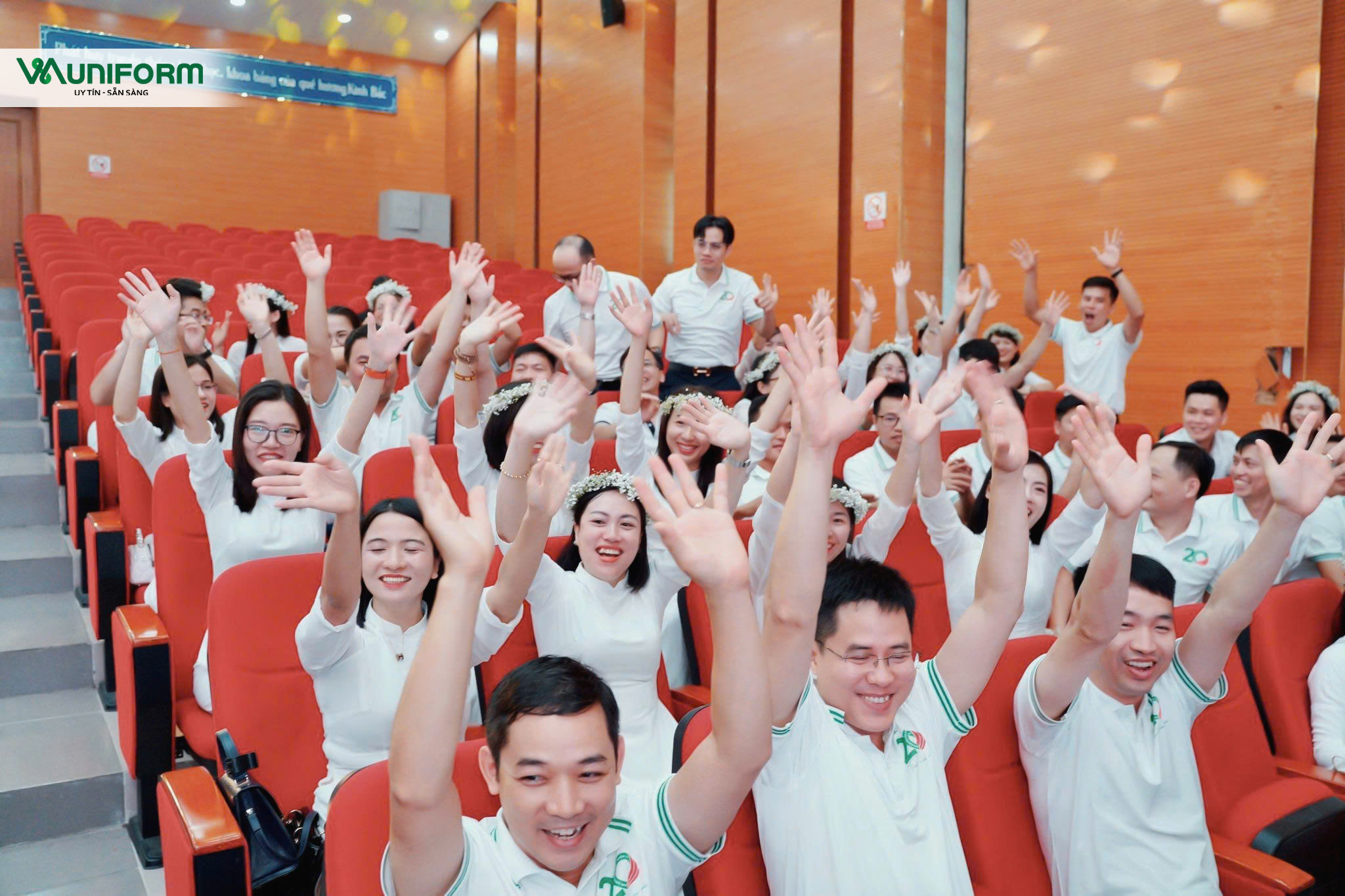 Những lý do doanh nghiệp nên chọn in logo thay vì thêu logo